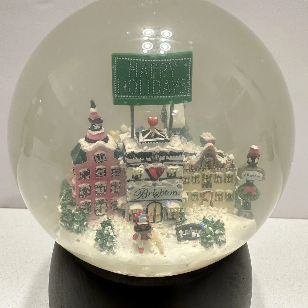 Vintage‎ Christmas BRIGHTON VILLAGE Storyland Musical Snow Globe – 